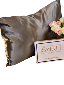 Beautifying Organic 100% Mulberry Silk Pillowcase in Gunmetal Gray - SYLKE The Label
