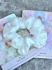 Pearl White 'Midi' Organic 100% Mulberry Silk Scrunchie - SYLKE The Label